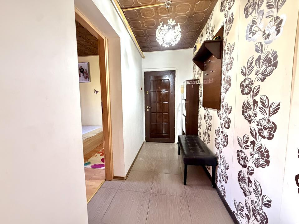 Apartament 3 camere, 57 mp utili, pret bun - Zona Bucovina