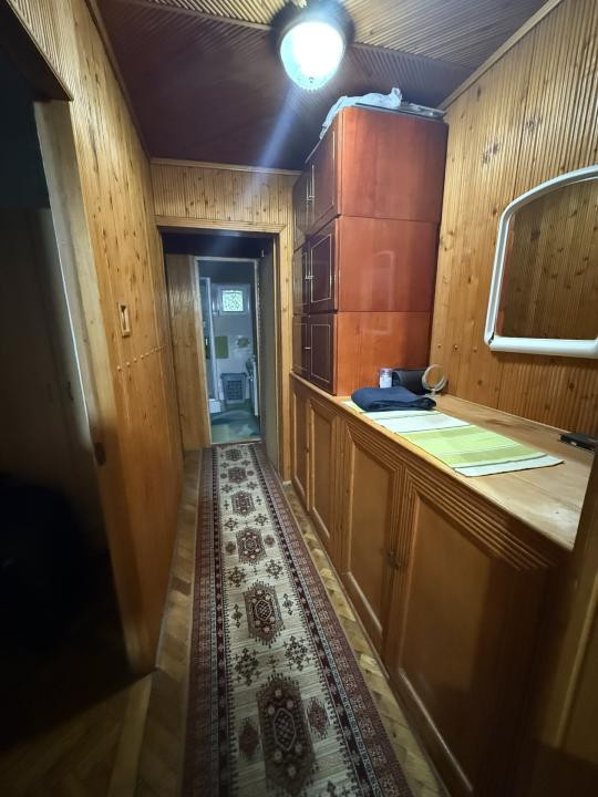 Apartament cu 3 camere, decomandat, parter - Lipovei
