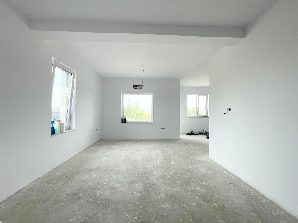 Duplex pe parter, 91 mp utili - la cheie - Mosnita Noua