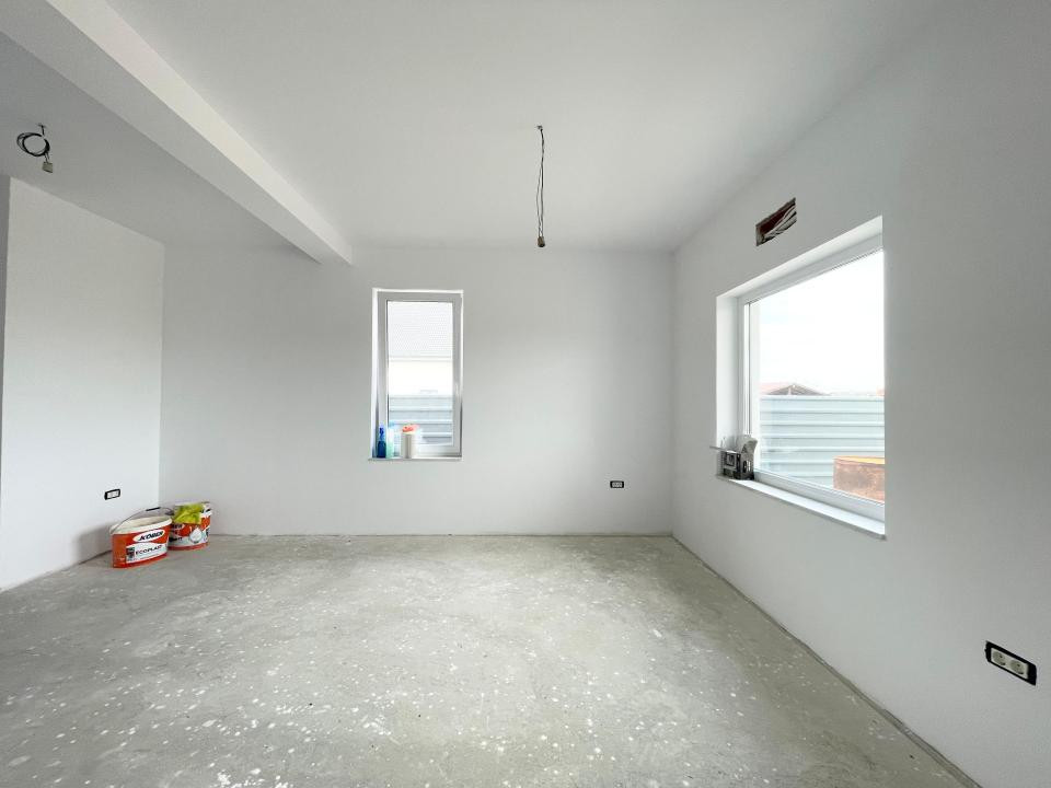 Duplex pe parter, 91 mp utili - la cheie - Mosnita Noua