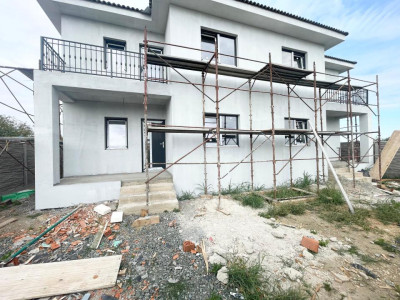 Duplex 5 camere, 365mp teren, 1434€/mp - Mosnita Veche