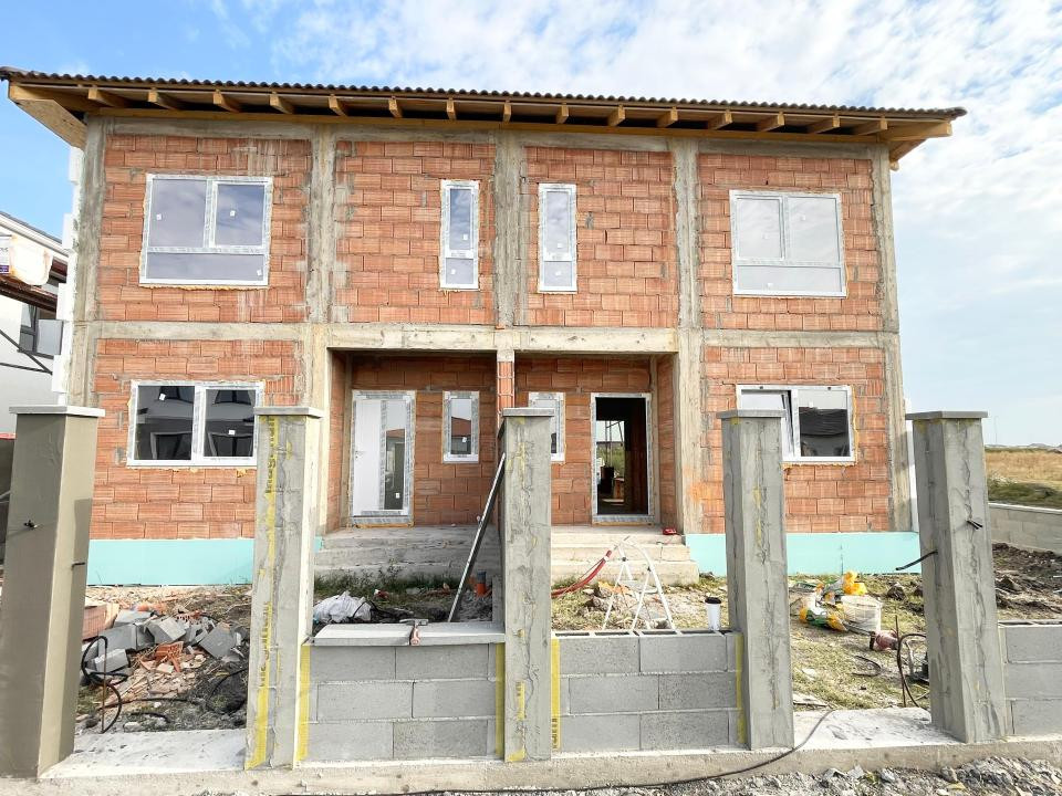Duplex 5 camere, 3 bai  - Lidl Mosnita Veche