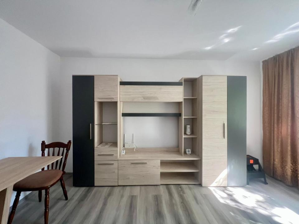  Apartament cu o camera, renovat, 30 mp utili, parter - Zona Sagului