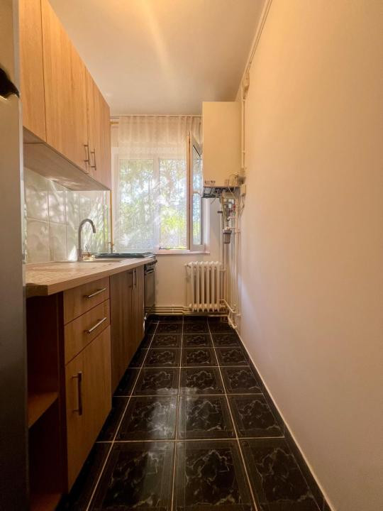  Apartament cu o camera, renovat, 30 mp utili, parter - Zona Sagului