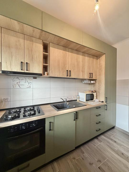 COMISION 0% Apartament 2 camere, decomandat, curte 102mp in Giroc 
