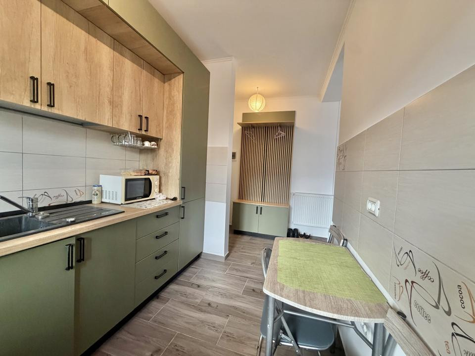 COMISION 0% Apartament 2 camere, decomandat, curte 102mp in Giroc 