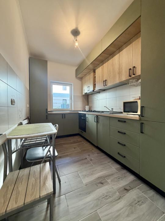 COMISION 0% Apartament 2 camere, decomandat, curte 102mp in Giroc 