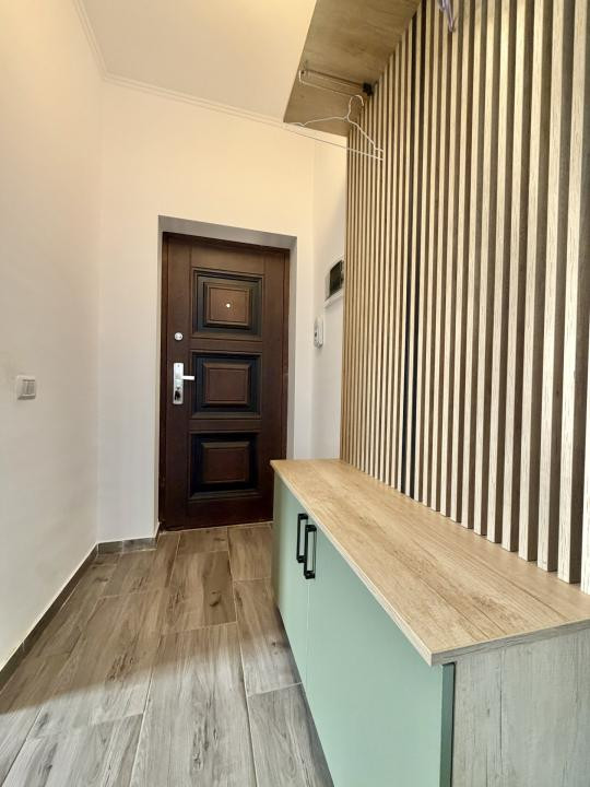 COMISION 0% Apartament 2 camere, decomandat, curte 102mp in Giroc 