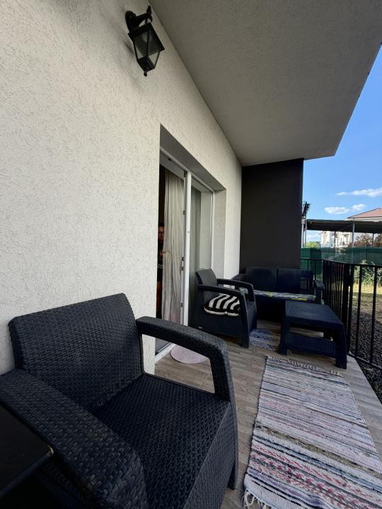 COMISION 0% Apartament 2 camere, decomandat, curte 102mp in Giroc 