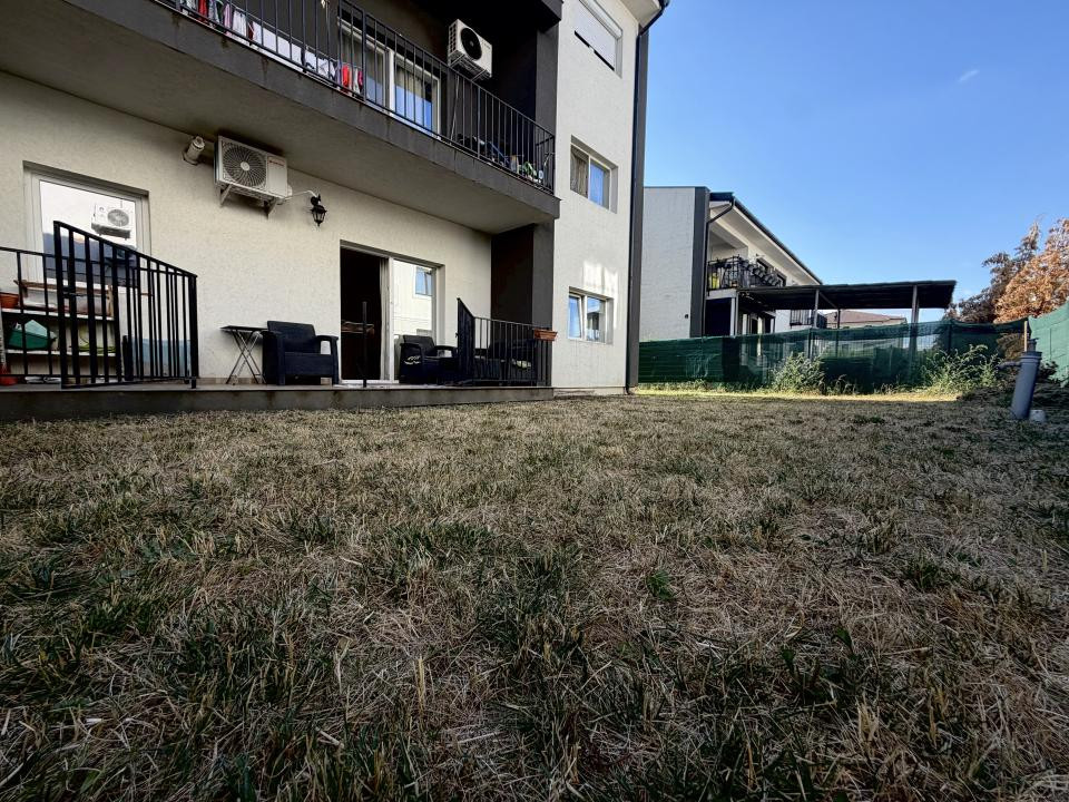 COMISION 0% Apartament 2 camere, decomandat, curte 102mp in Giroc 