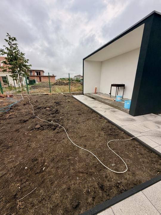Duplex P+1E cu supanta, model deosebit, 4 camere, 4 bai - Dumbravita