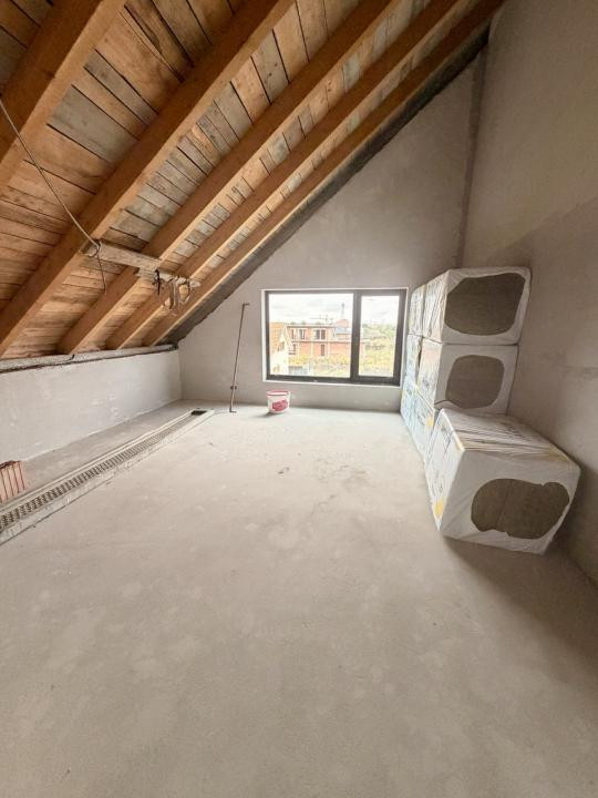 Duplex P+1E cu supanta, model deosebit, 4 camere, 4 bai - Dumbravita