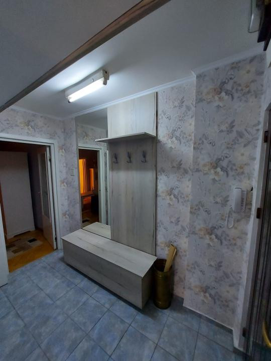 Apartament 2 camere, semidecomandat, 40 mp utili, parter - Circumvalatiunii