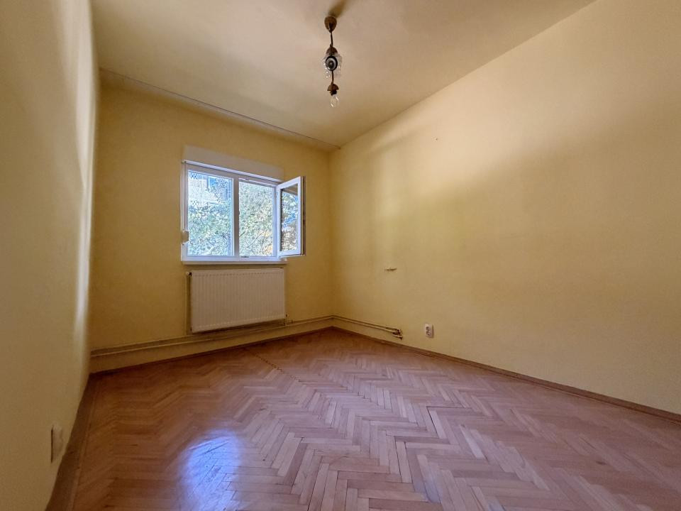 Apartament 2 camere, semidecomandat, 55 mp utili, etaj 1 - Circumvalatiunii