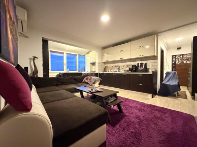 Apartament 3 camere, 57mp utili, semi-decomandat - zona Soarelui 
