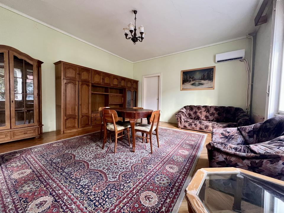  Apartament 4 camere, circular, 126 mp utili, etaj 1 - Zona Balcescu