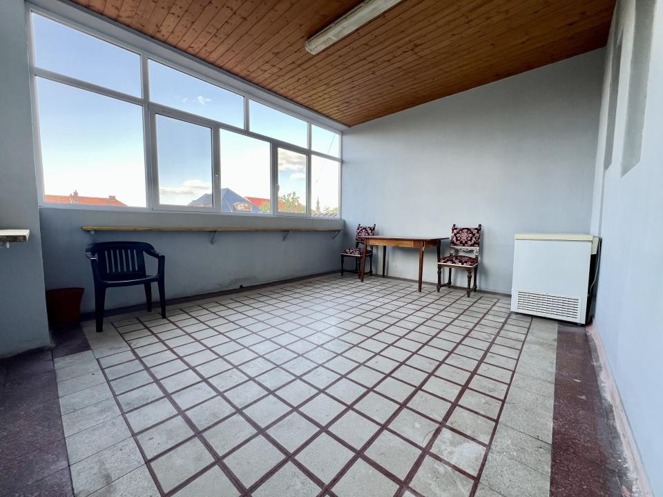  Apartament 4 camere, circular, 126 mp utili, etaj 1 - Zona Balcescu