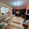 Apartament cu 3 camere, decomandat, 68 mp utili, etaj 1 - Girocului