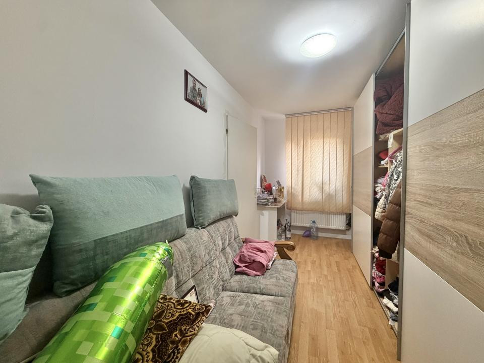 Apartament 2 camere, etaj 1, zona Piata Doina 