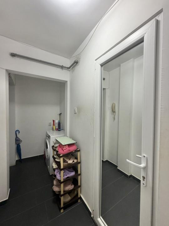 Apartament 2 camere, etaj 1, zona Piata Doina 