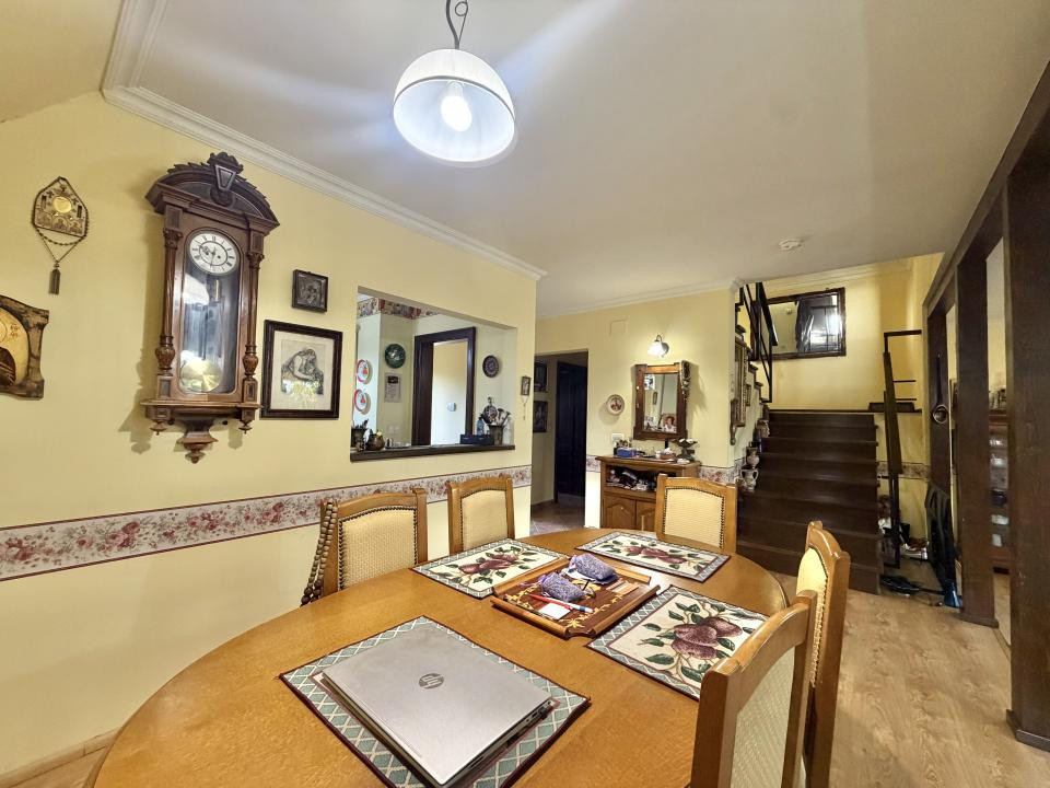Casa individuala, 160mp utili, 1050mp teren in Sanmihaiul Roman 