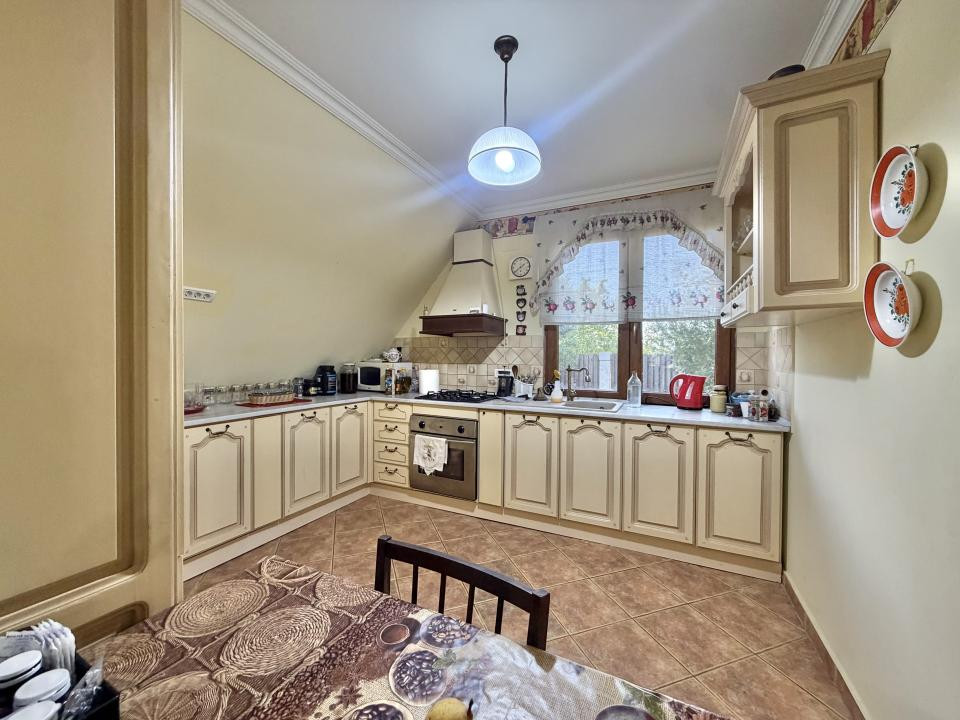 Casa individuala, 160mp utili, 1050mp teren in Sanmihaiul Roman 