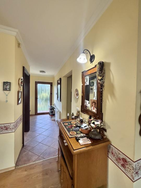 Casa individuala, 160mp utili, 1050mp teren in Sanmihaiul Roman 