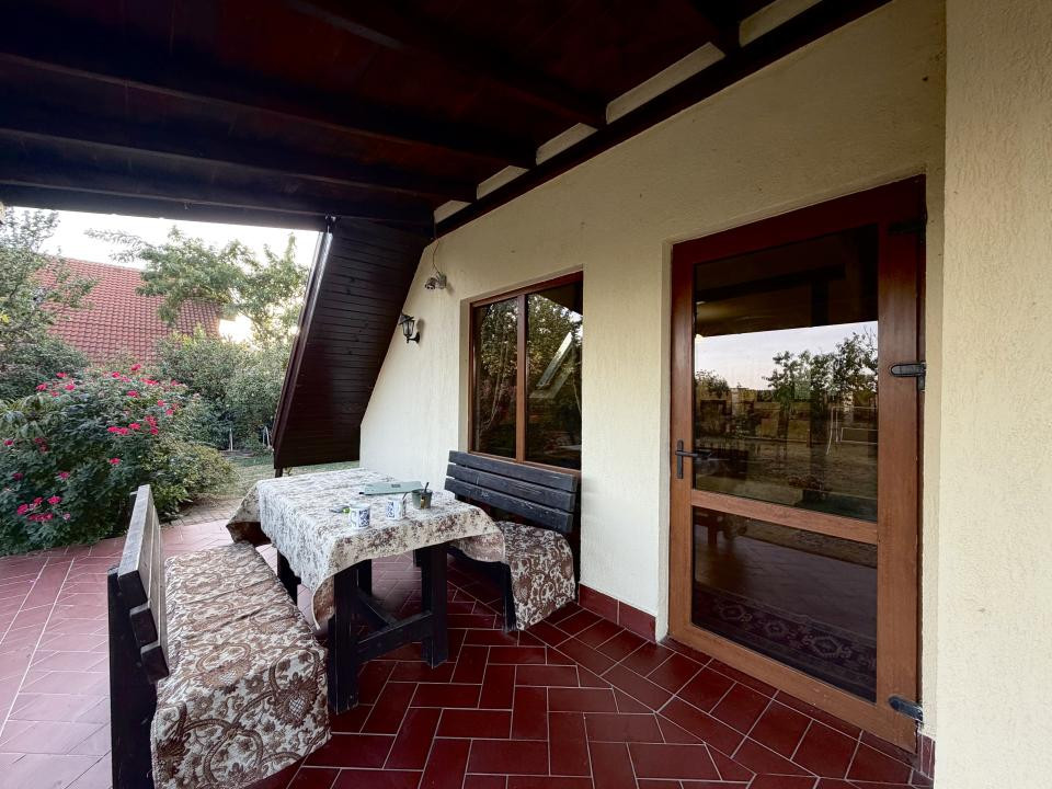 Casa individuala, 160mp utili, 1050mp teren in Sanmihaiul Roman 