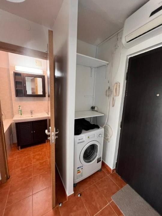Apartament cu 2 camere, decomandat - Gheorghe Lazar