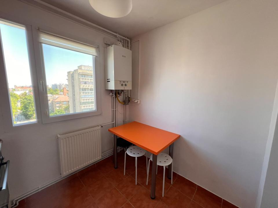 Apartament cu 2 camere, decomandat - Gheorghe Lazar