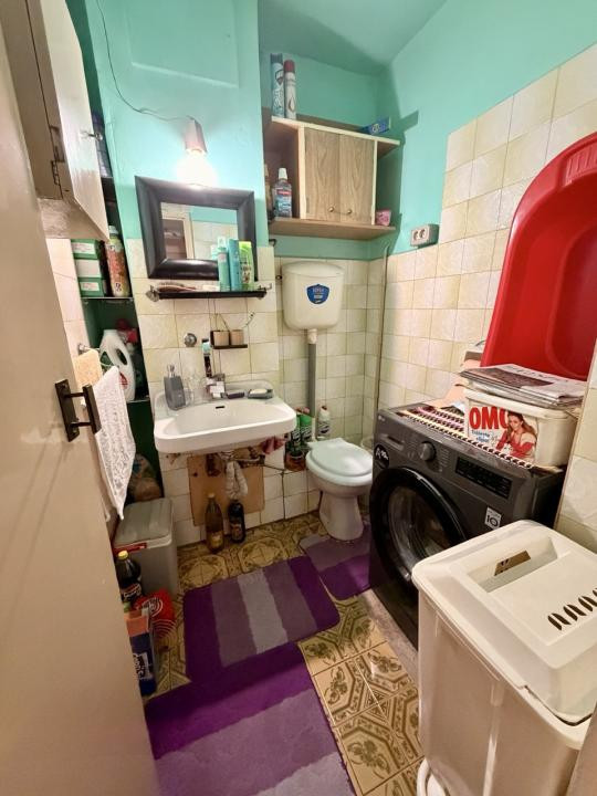 Apartament decomandat, 3 camere - zona Lipovei