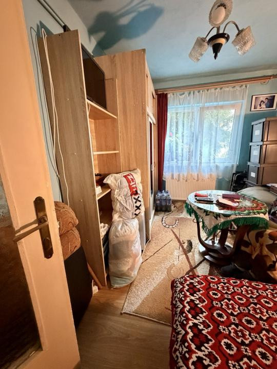 Apartament decomandat, 3 camere - zona Lipovei