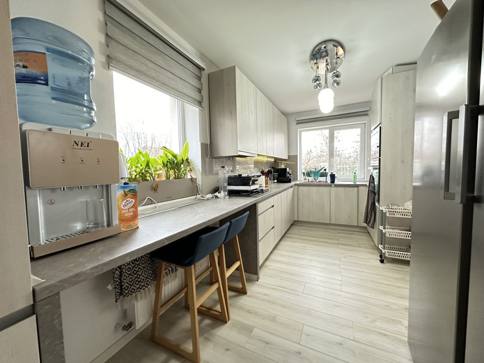 Duplex 4 camere, 98 mp utili, 380 mp teren -Sanandrei