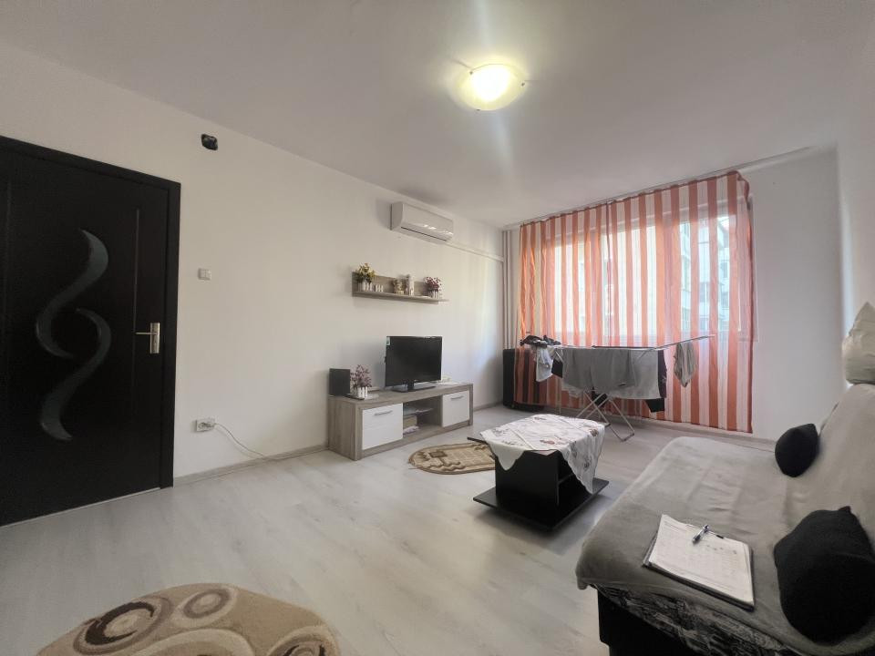  Apartament 3 camere, 65 mp, etaj 2, complet mobilat - Girocului