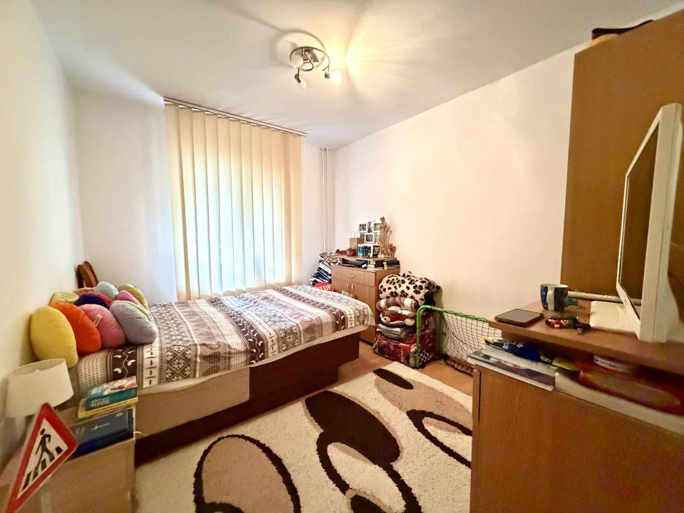 Apartament, 3 camere, 66 mp utili, parter - zona Lunei