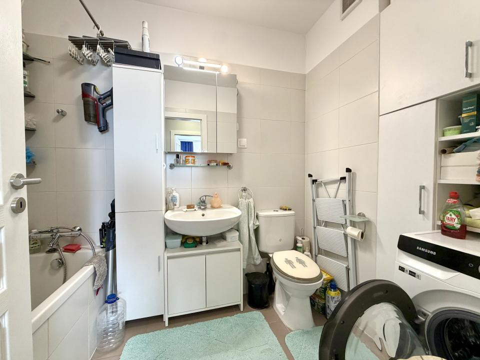 Apartament, 3 camere, 69 mp utili, 8/11 - zona Lipovei