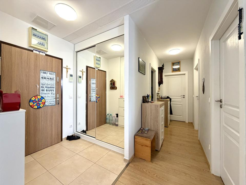 Apartament, 3 camere, 69 mp utili, 8/11 - zona Lipovei