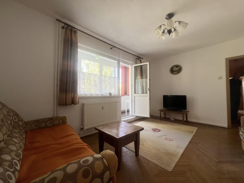 Apartament 3 camere, 65 mp utili, etaj 2, centrala proprie - Cetatii