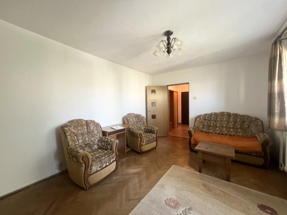 Apartament 3 camere, 65 mp utili, etaj 2, centrala proprie - Cetatii