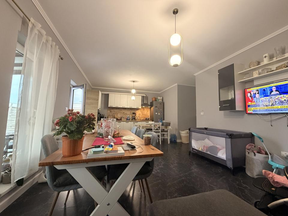 Duplex 3 camere, 72,70 mp utili, 12 mp terasa, 257 mp teren - Sag 