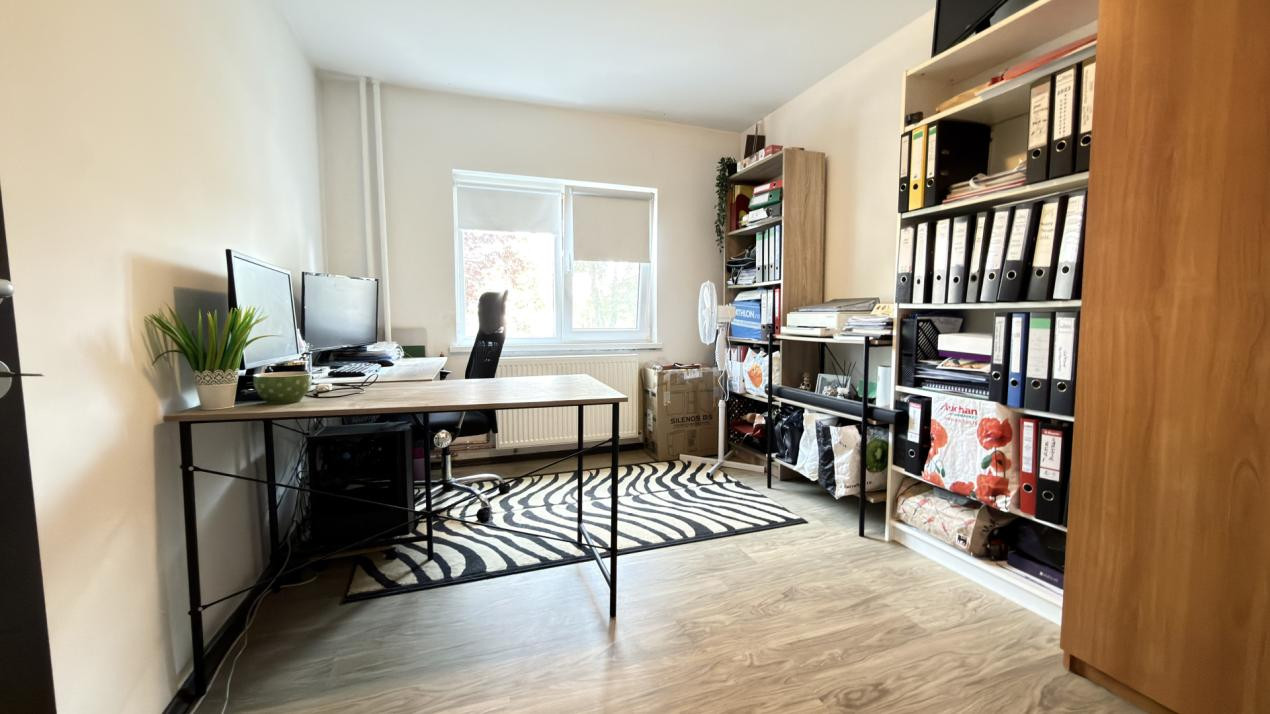 Apartament 70mp utili, 3 camere, 2 bai, parter - zona Torontal