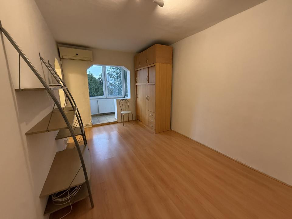 Apartament cu o camera, renovat, etaj 1 - Iosefin-Dambovita