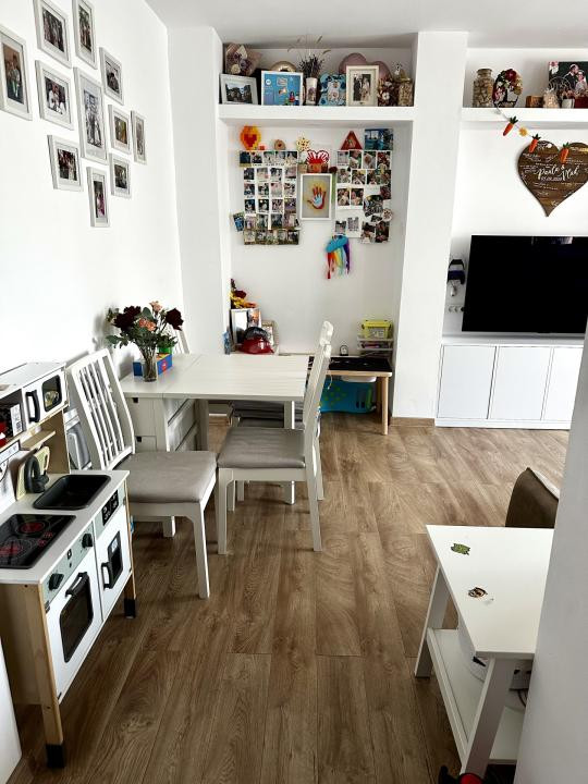 Apartament cu 4 camere, 84 mp utili + 2 balcoane - Gheorghe Lazar