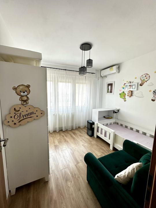 Apartament cu 4 camere, 84 mp utili + 2 balcoane - Gheorghe Lazar