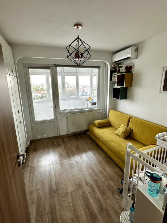 Apartament cu 4 camere, 84 mp utili + 2 balcoane - Gheorghe Lazar