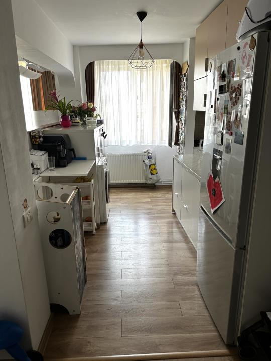 Apartament cu 4 camere, 84 mp utili + 2 balcoane - Gheorghe Lazar