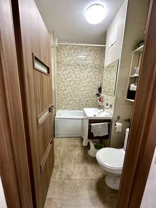 Apartament cu 4 camere, 84 mp utili + 2 balcoane - Gheorghe Lazar