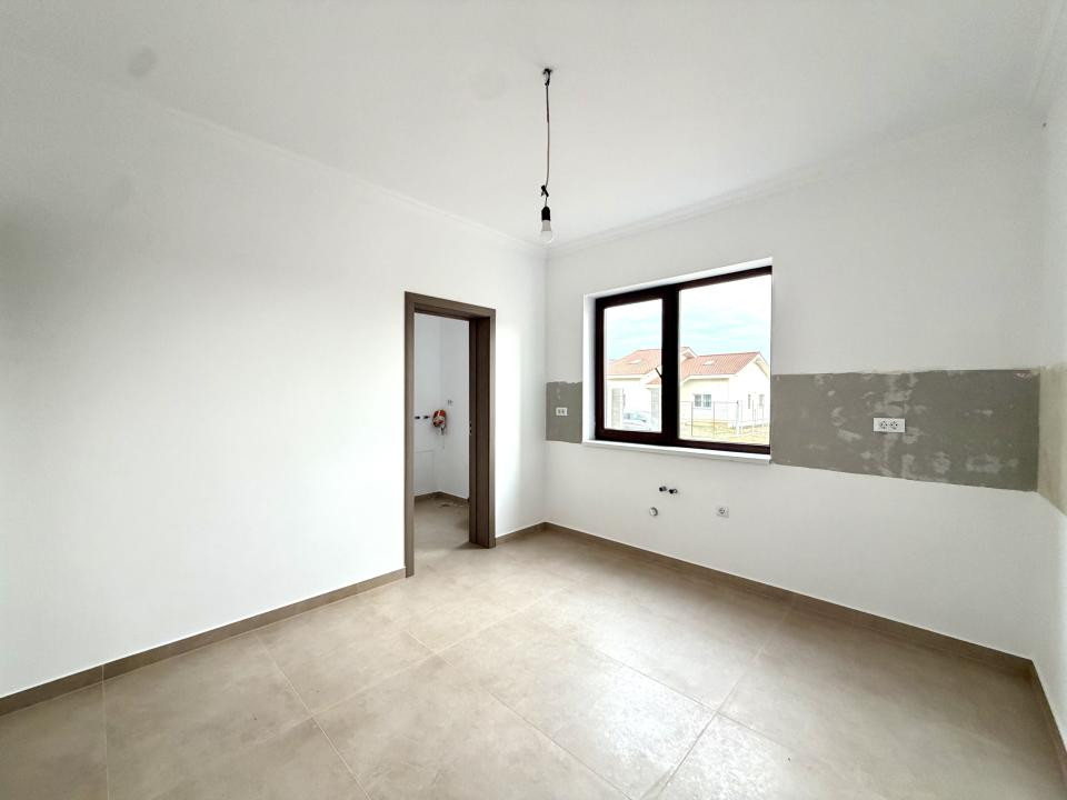 Duplex elegant, 3 camere, 88 mp utili, 330 mp teren - Sanandrei