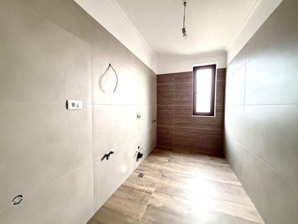 Duplex elegant, 3 camere, 88 mp utili, 330 mp teren - Sanandrei