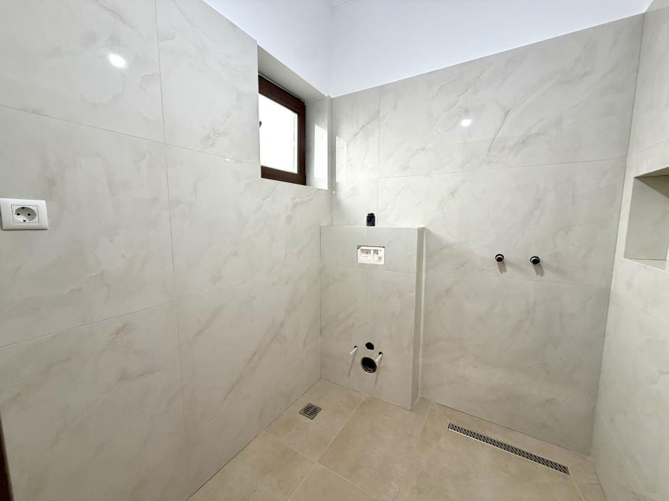 Duplex elegant, 3 camere, 88 mp utili, 330 mp teren - Sanandrei
